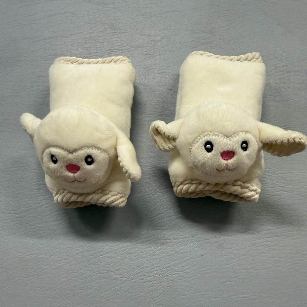 Car seat buckle cushions